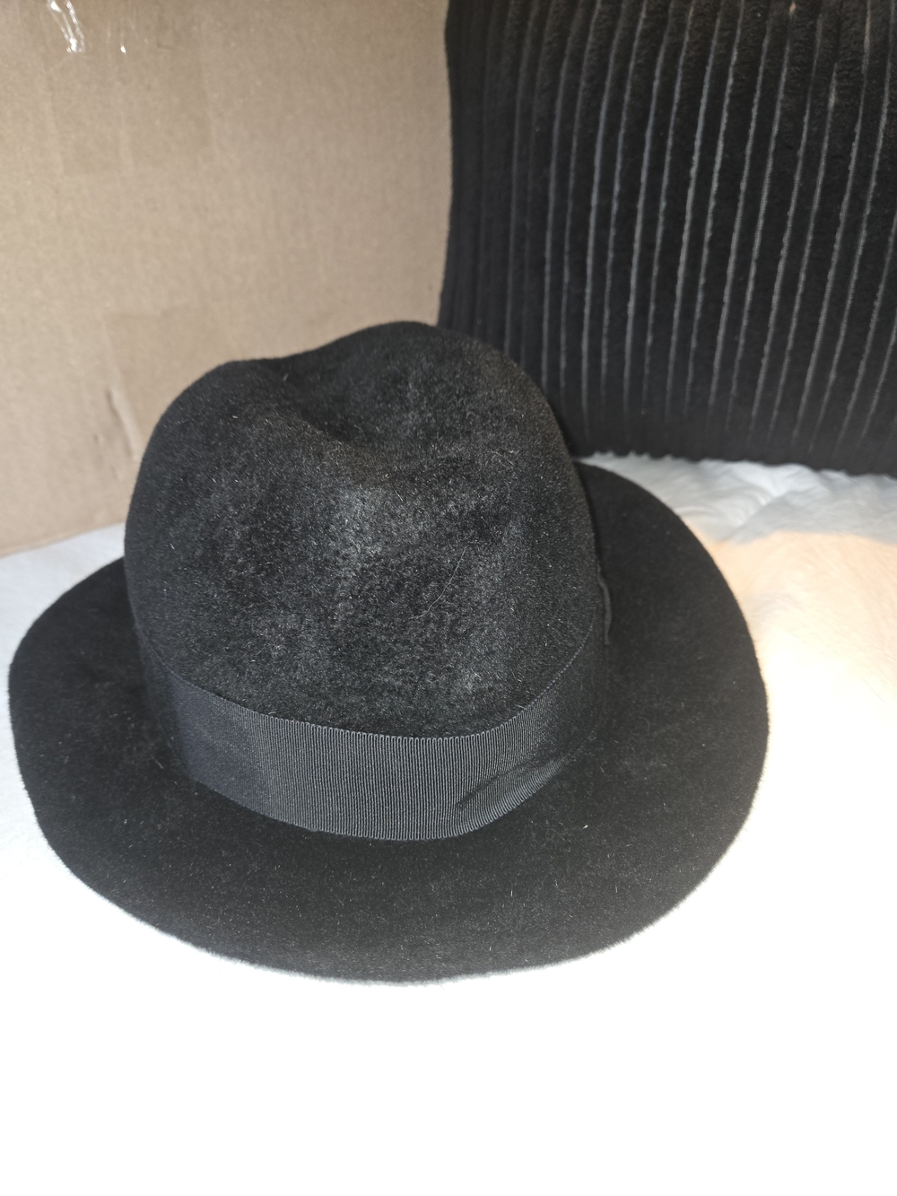 Paul Stuart Paul Stuart Black Wool Felt Fedora Hat with Grosgrain Band